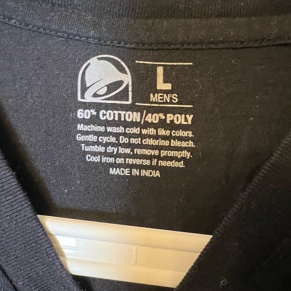 Taco Bell Employee V-Neck Tee Shirt - Black Multicolor Logo - Picture 2 of 3